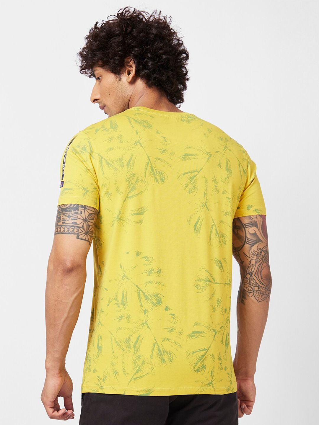 SPYKAR Abstract Printed Slim Fit Cotton Casual T-Shirt