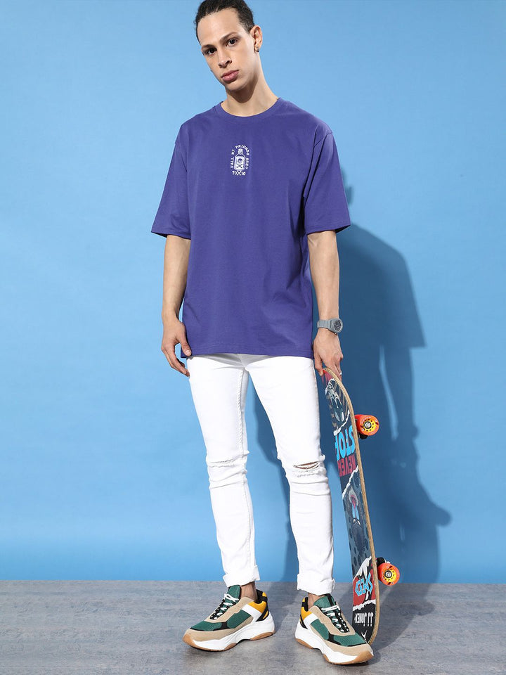 Difference of Opinion Men Blue Embroidered Oversize Pure Cotton Longline T-shirt