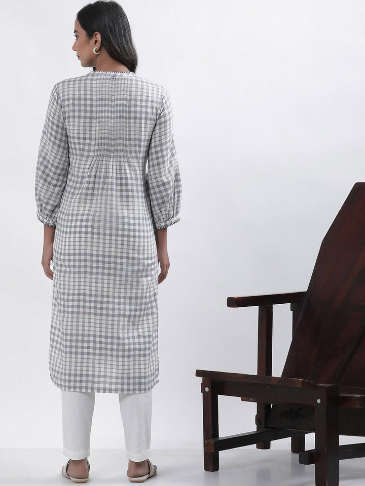W Women Checked Mandarin Collar Kurta