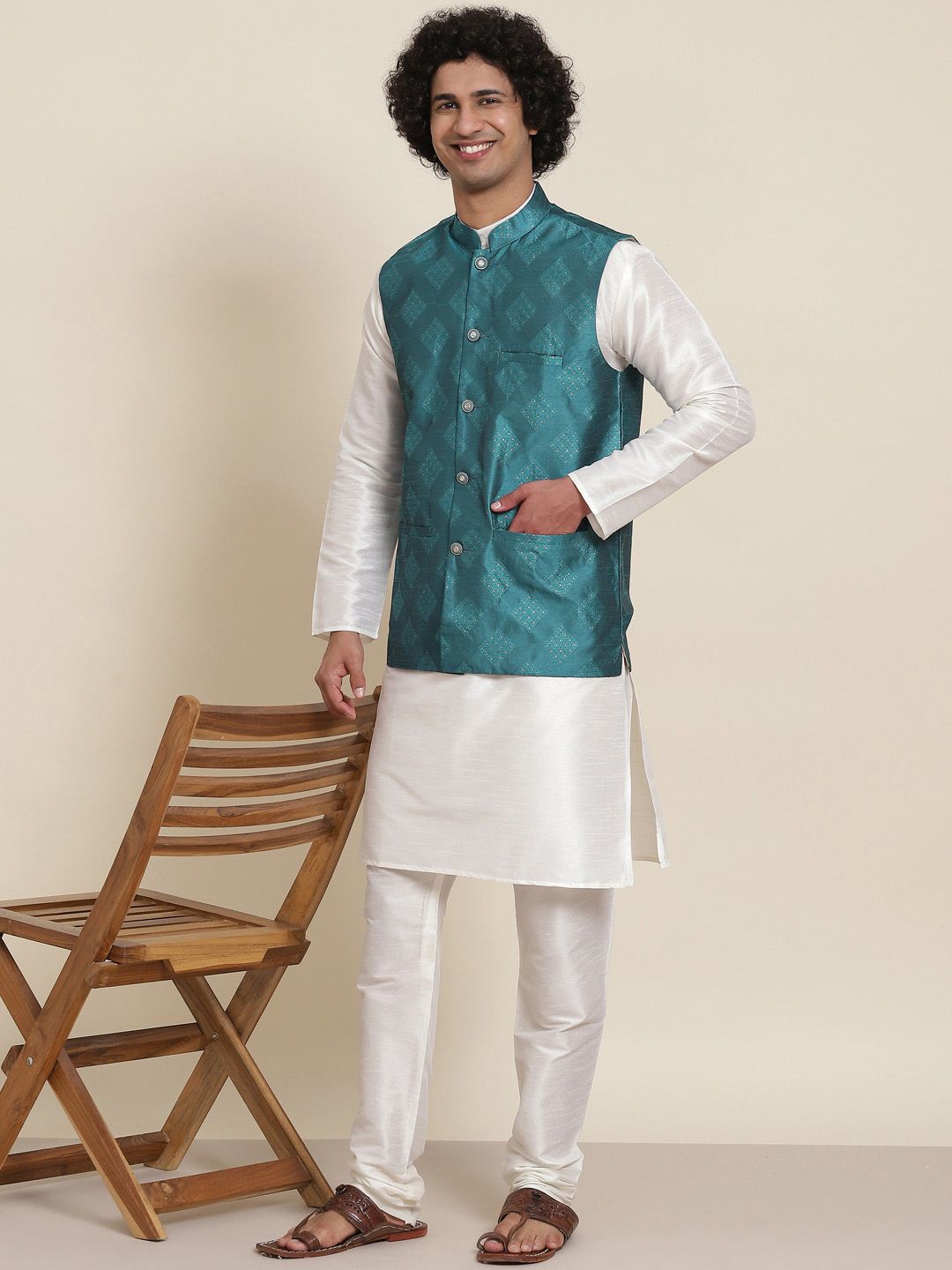 SOJANYA Mandarin Collar Straight Kurta with Pyjamas with Woven Design Nehru Jacket