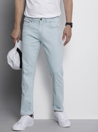 The Indian Garage Co Men Straight Fit Heavy Fade Stretchable Jeans