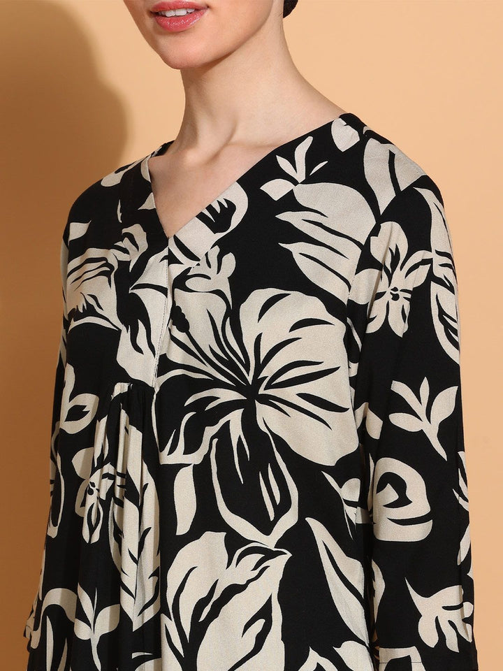 KALINI Floral Printed V-Neck Tunic with Palazzo Co-Ords