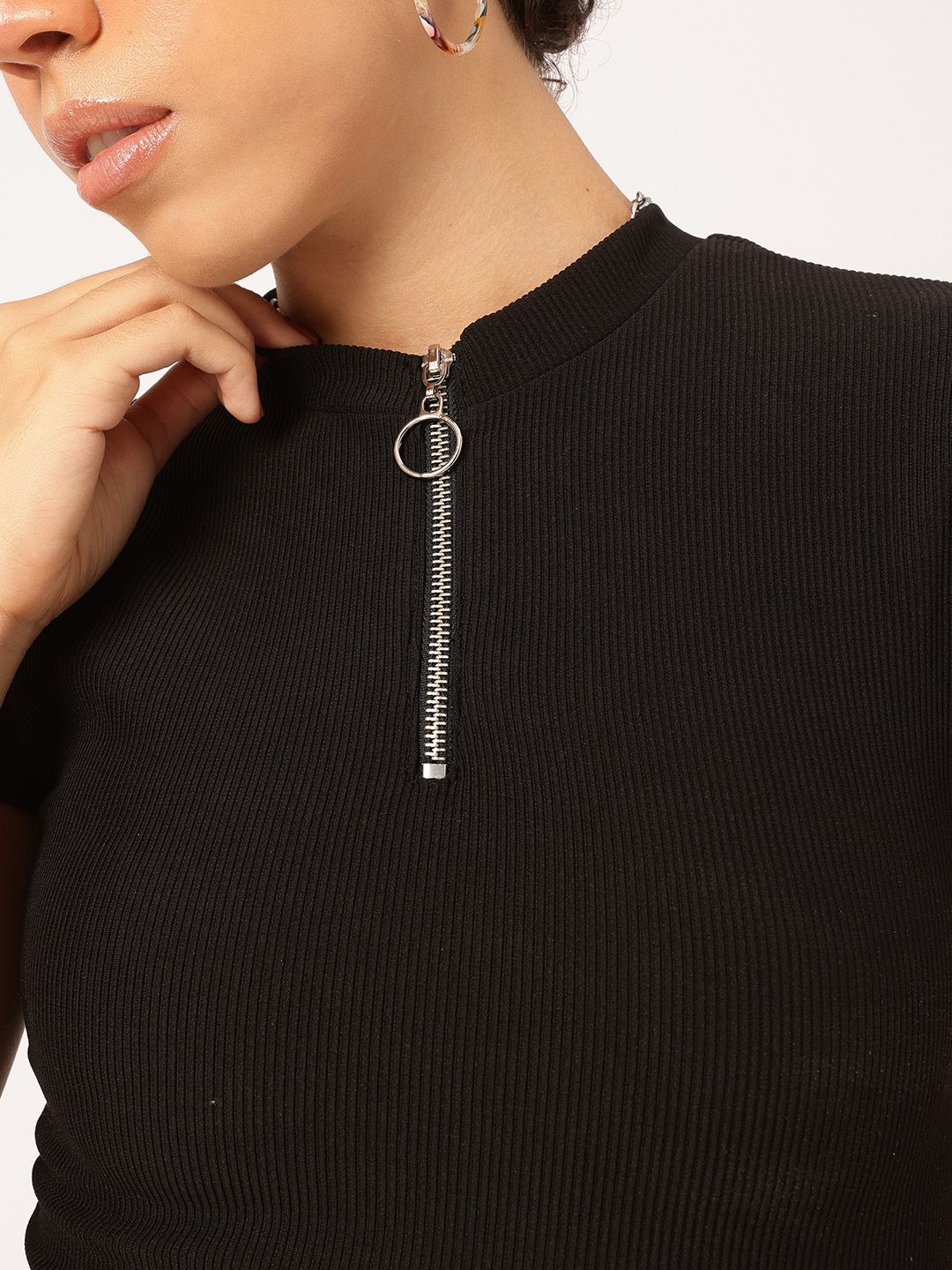 DressBerry Effortless Chic Ribbed Crop Top