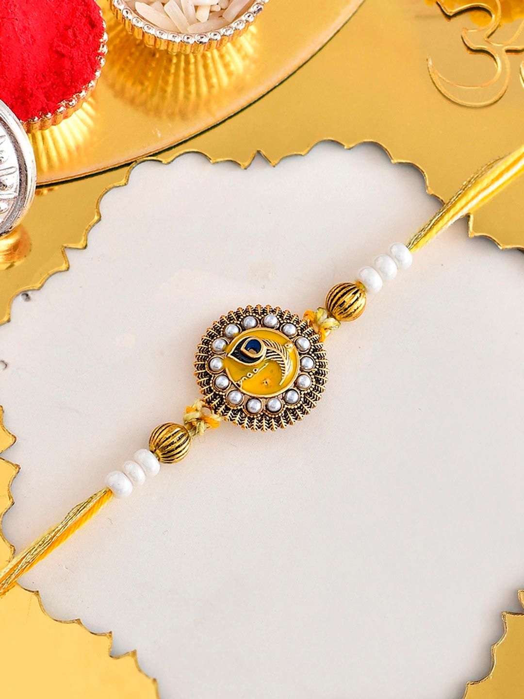 Voylla Studded Yellow Thread Mens Rakhi untuk abang