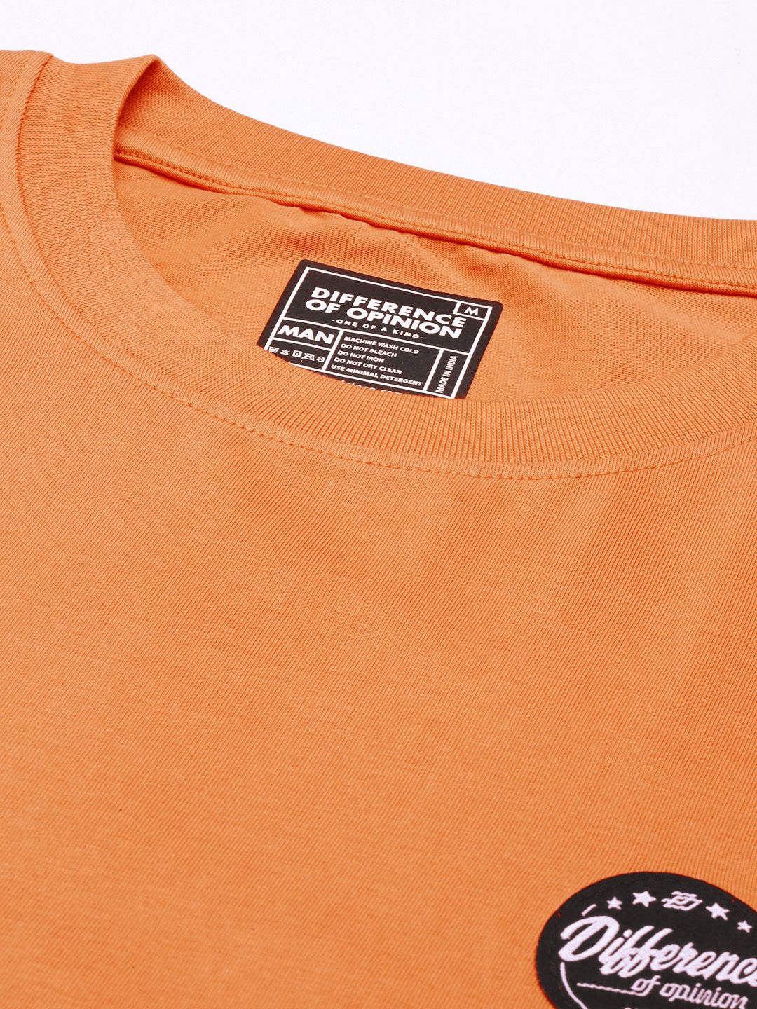 Difference of Opinion Men Coral Orange Printed Pure Cotton Loose Longline T-shirt
