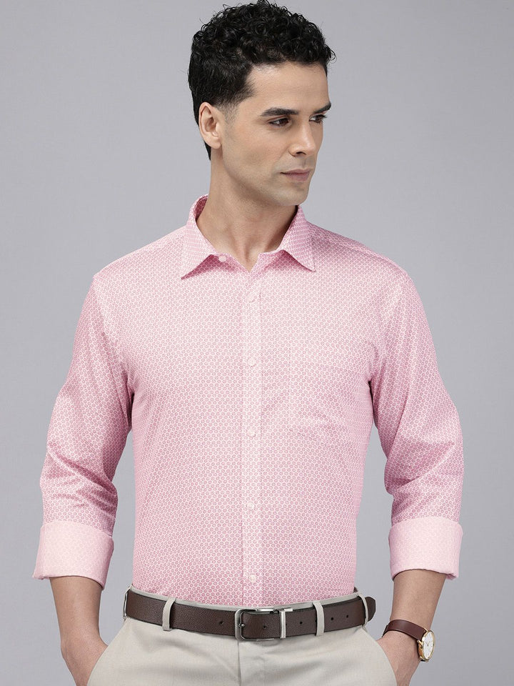 Park Avenue Pure Cotton Slim Fit Geometric Printed Formal Shirt