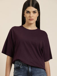 Difference of Opinion Women Burgundy Solid Pure Cotton Oversized T-shirt