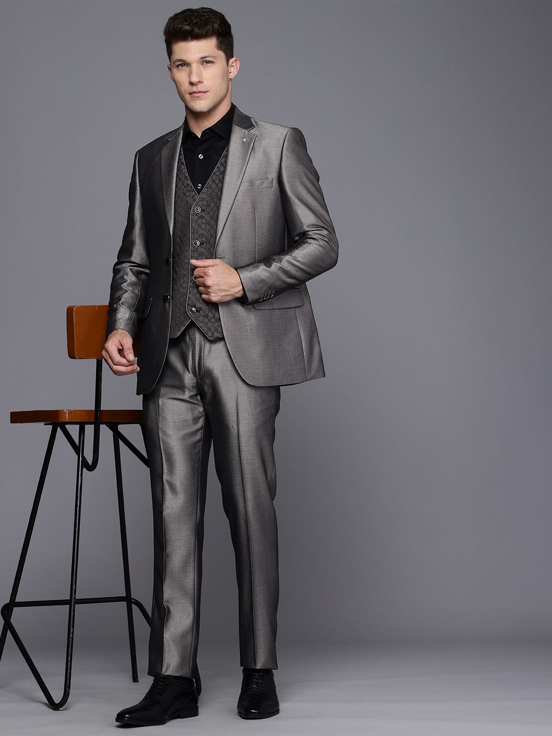 Raymond Contemporary Fit 3 Piece Party Suit