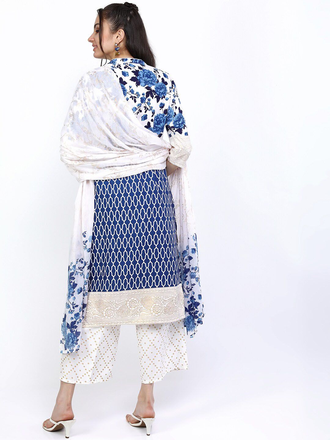 Vishudh Women Blue Floral Printed Kurta with Trousers & With Dupatta