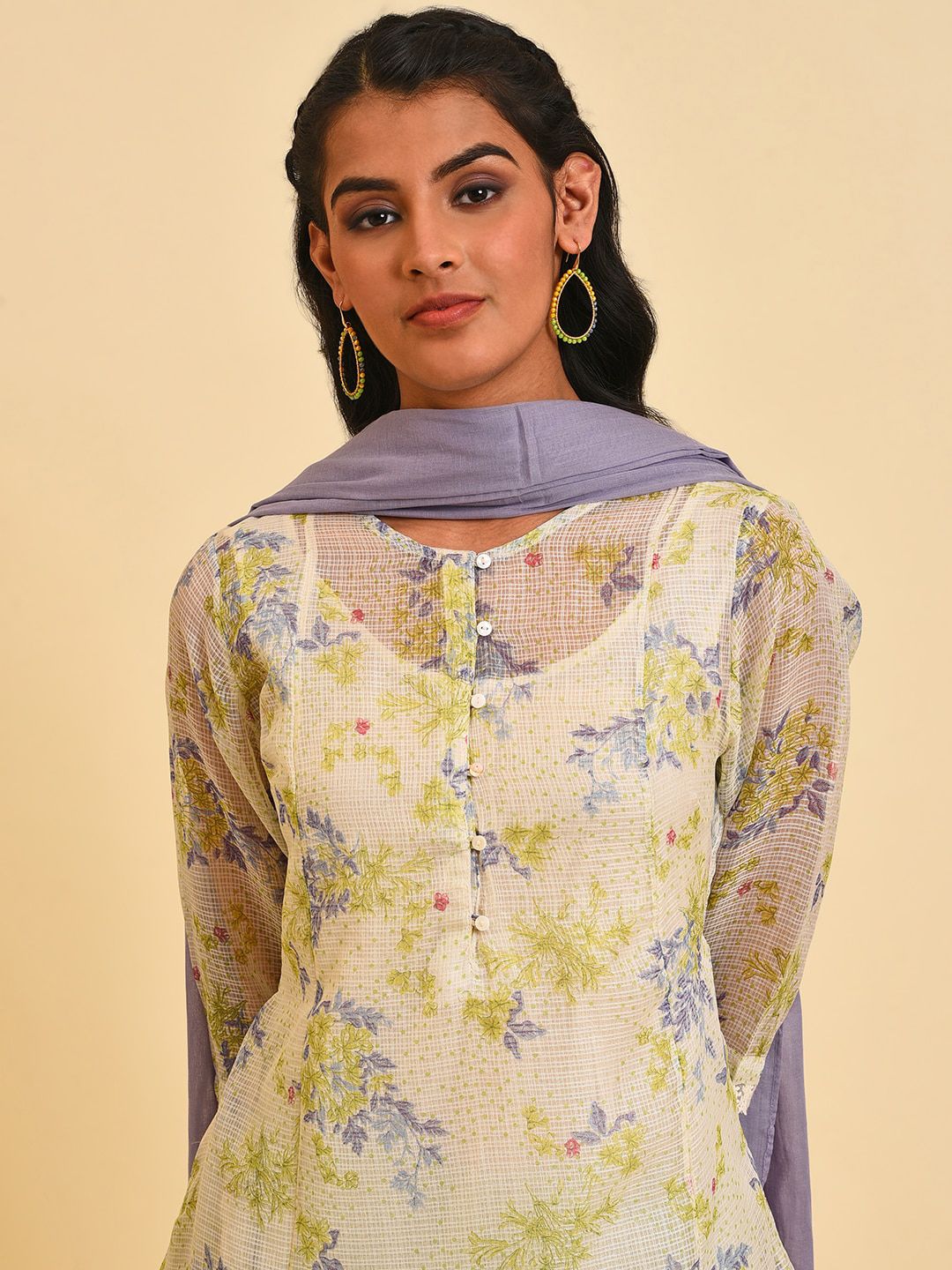 W Floral Printed Regular Kurta With Trousers & Dupatta