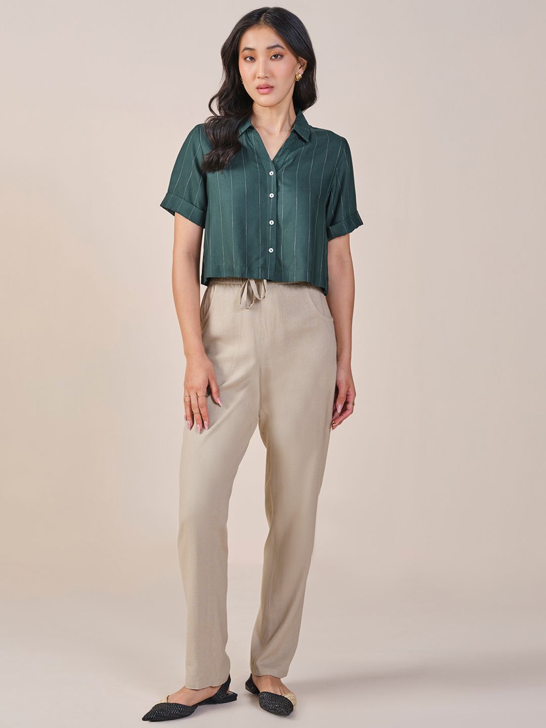 AND Women Mid Rise Regular Fit  Trousers