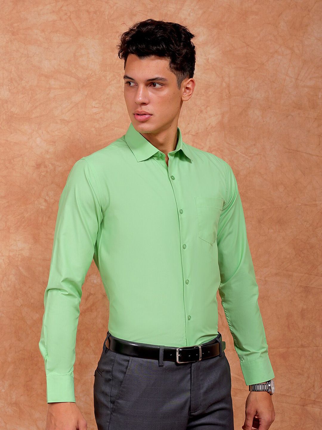 The Indian Garage Co. X Luxe Slim Fit Spread Collar Opaque Cotton Formal Shirt