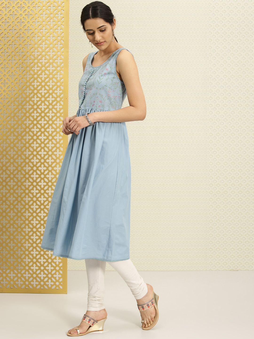 House of Pataudi Women Blue Floral Print A-Line Kurta