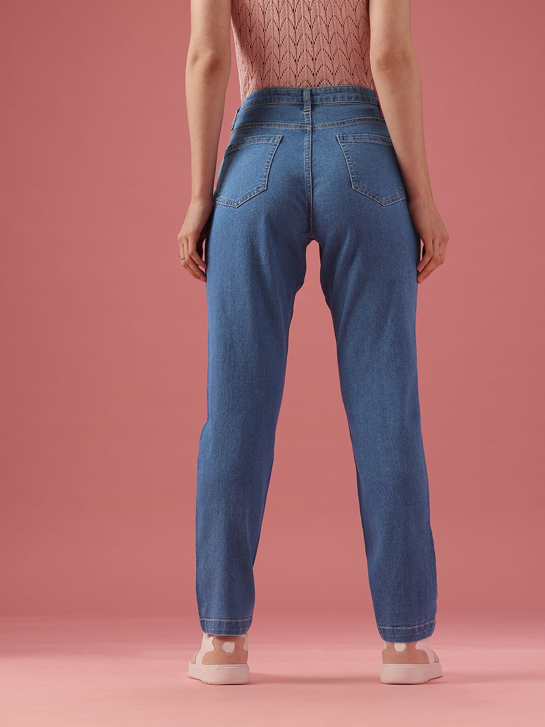 DressBerry Women Boyfriend Fit High-Rise Light Fade Stretchable Jeans