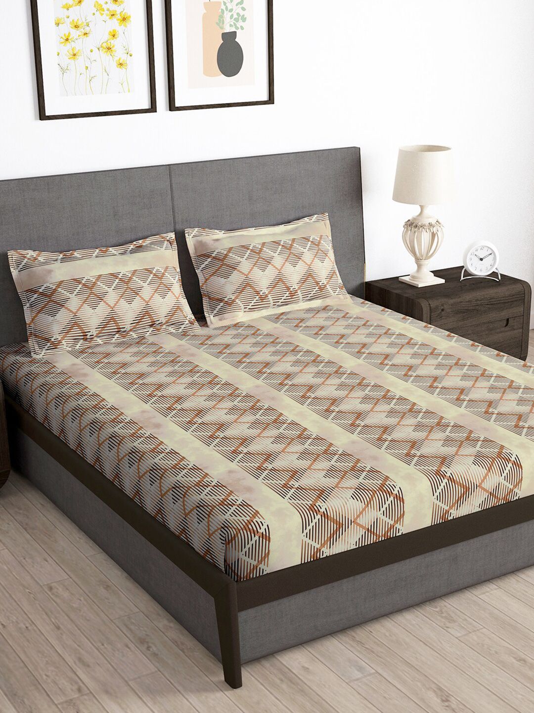 Story@home Brown & Cream Geometric 180 TC Queen Bedsheet with 2 Pillow Covers