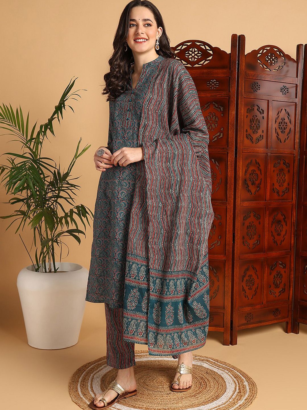 KALINI Ethnic Motifs Printed Mandarin Collar Kurta With Trousers & Dupatta