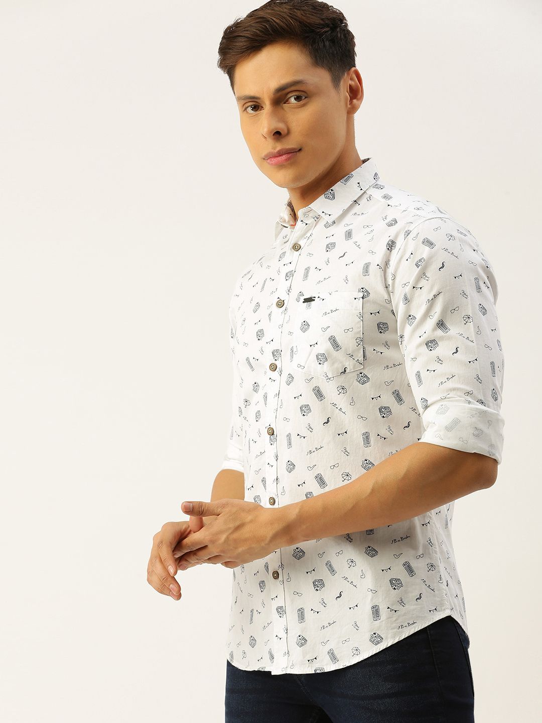 The Indian Garage Co Men White & Black Slim Fit Printed Casual Shirt