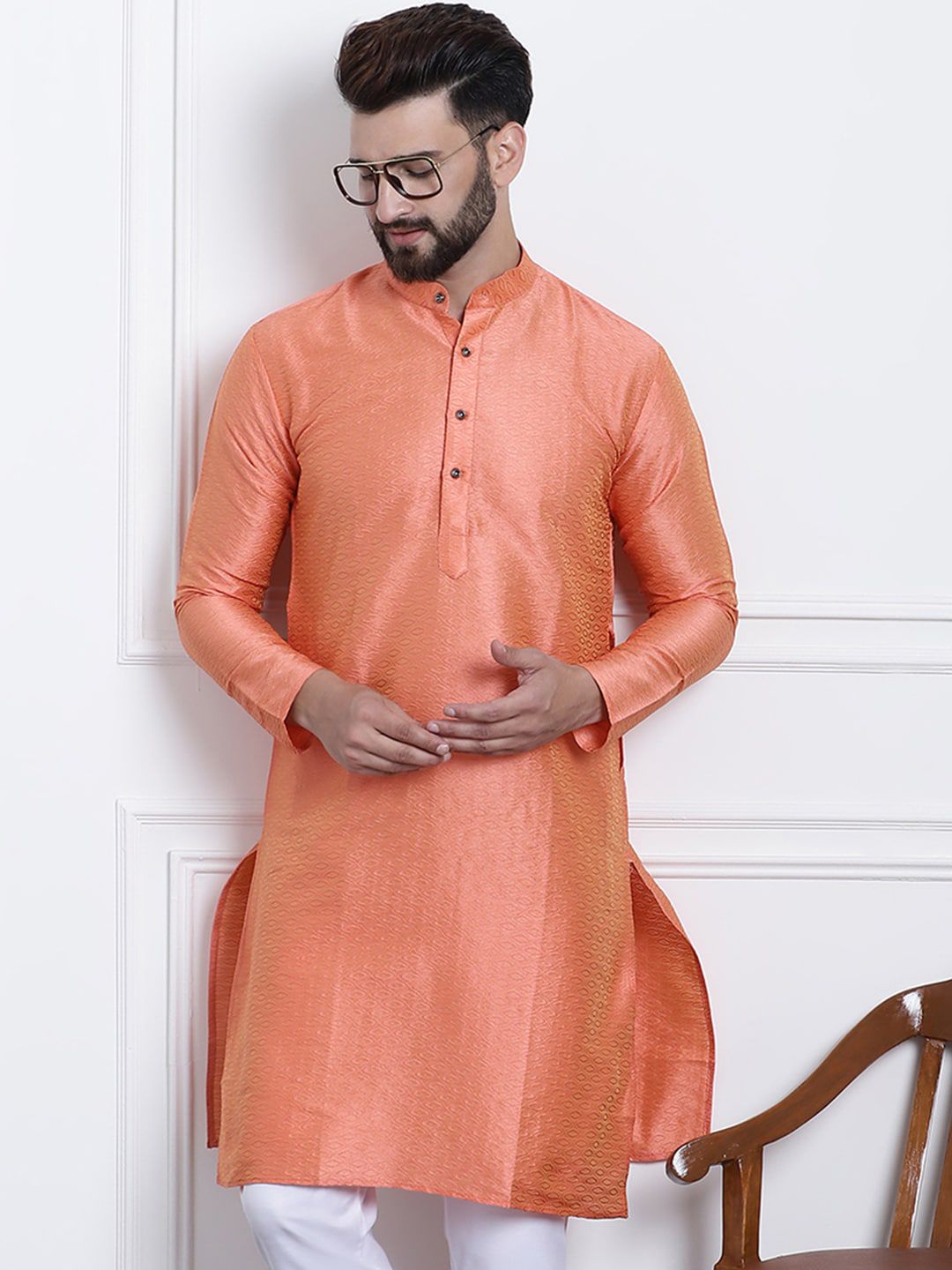SOJANYA Geometric Woven Design Mandarin Collar Straight Kurta