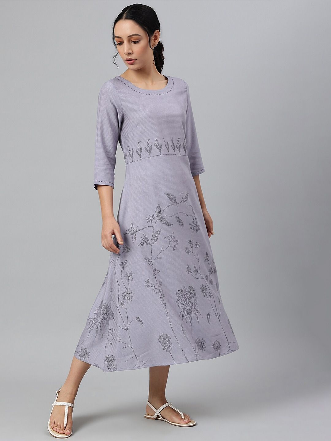 W Women Blue Thread Work Kurta