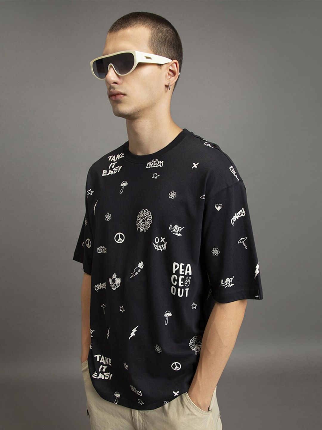 Bewakoof Conversational Printed Drop-Shoulder Sleeves Pure Cotton Oversized T-shirt