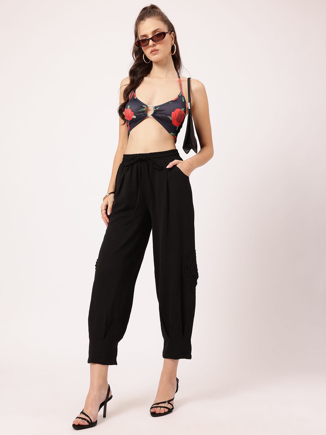 DressBerry Women Patchwork Party Crochet Cropped Crinkled Trousers