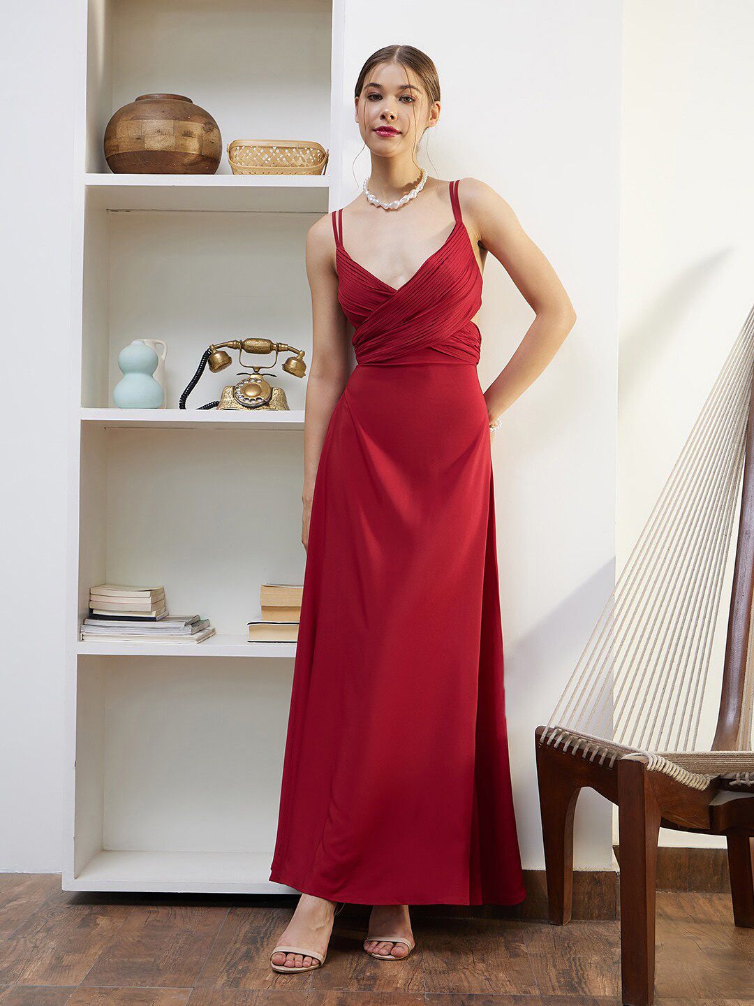 Berrylush Red V-Neck Shoulder Straps Cut-Outs Maxi Dress