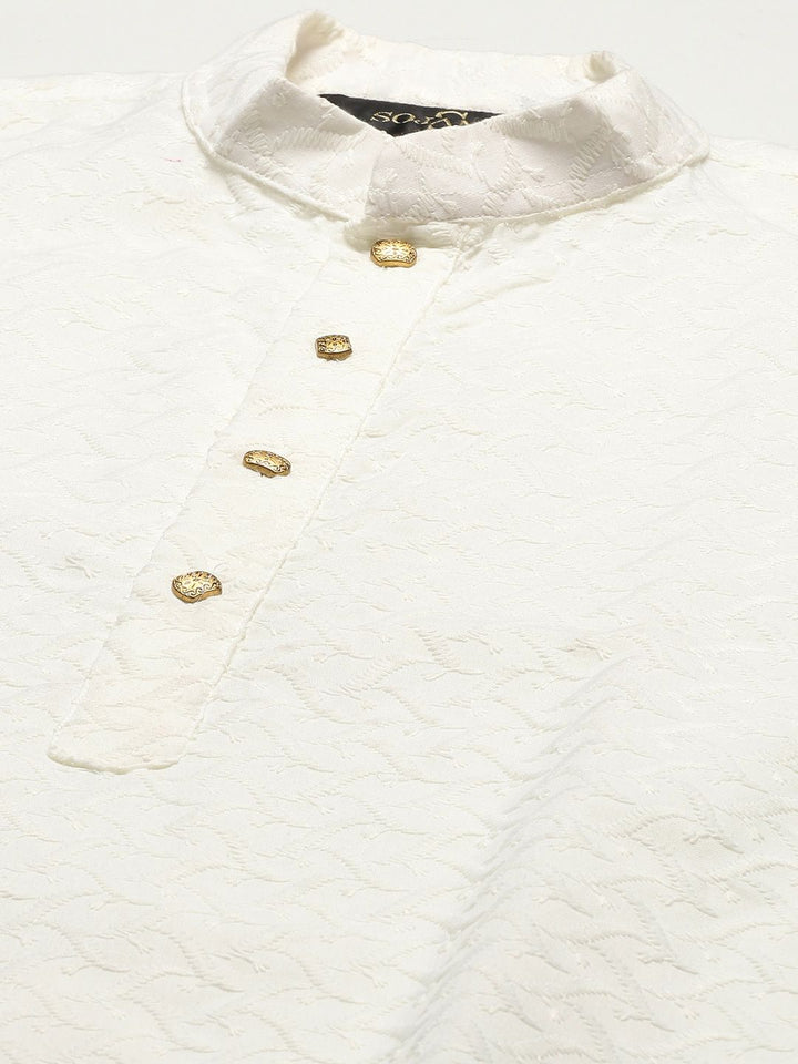SOJANYA Lelaki Kurta Kapas Tulen Chikankari Berwarna Krim dengan Churidar & Nehrujacket