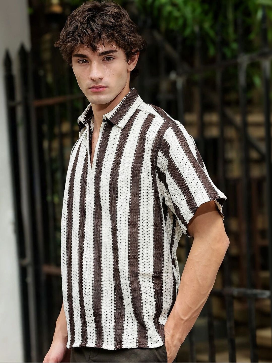 Eszett Men Classic Striped Casual Shirt