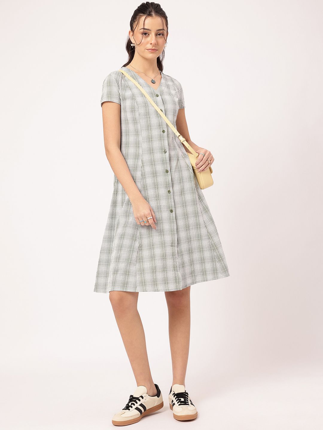 DressBerry Seersucker Softgirl Effortless Button-Down Dress