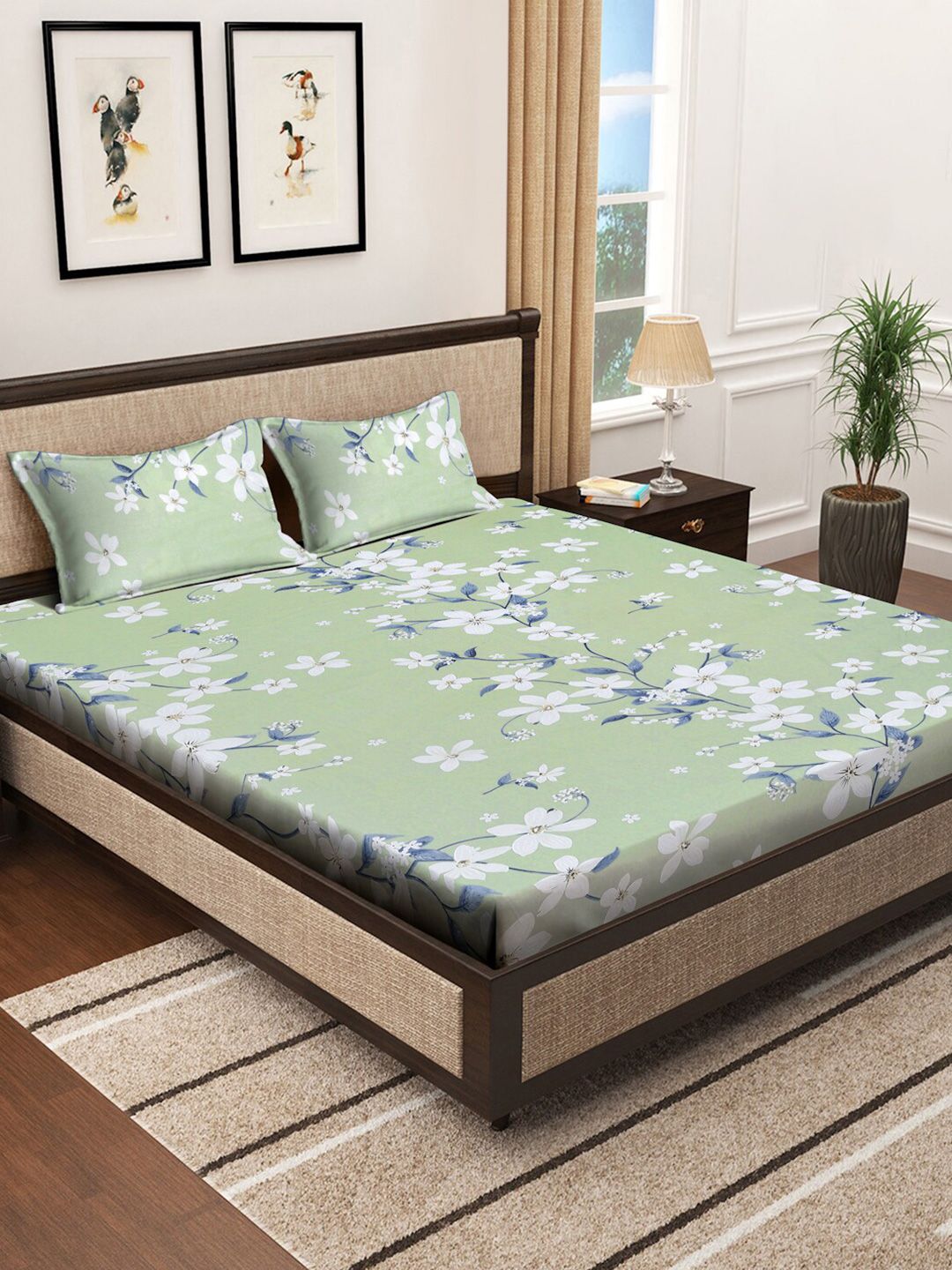 KLOTTHE Green Printed 400 TC Pure Cotton Double King Bedsheet With 2 Pillow Covers