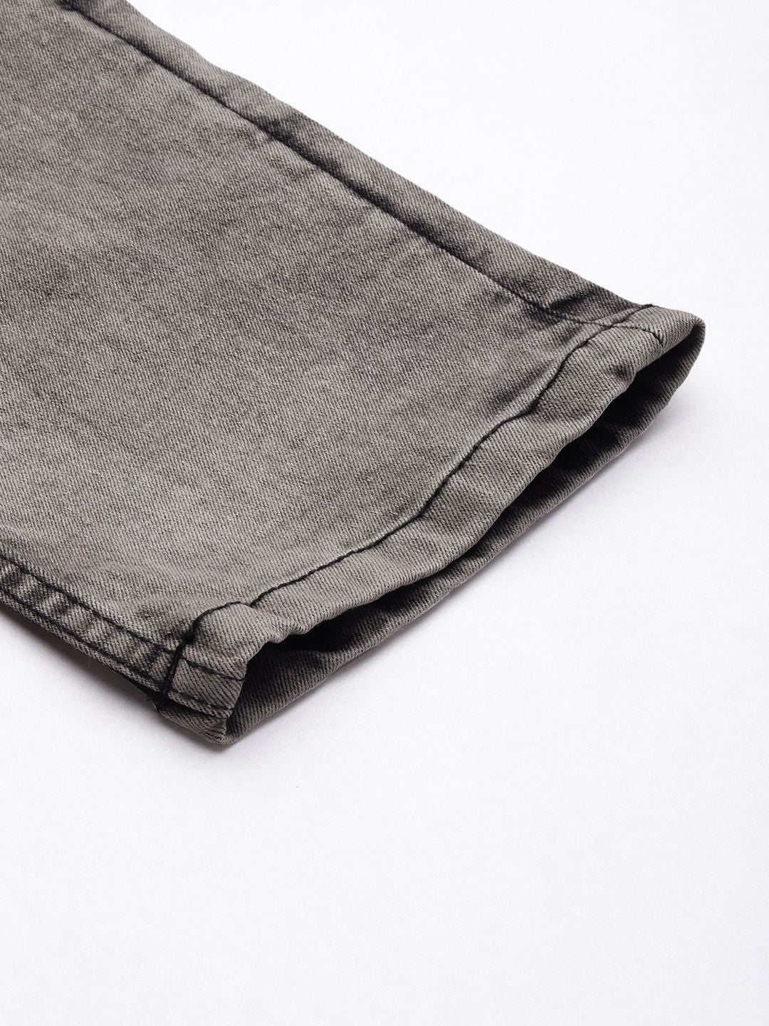 Menjadi Lelaki Manusia Kelabu Kelabu Sesuai Cahaya Pudar Seluar Jeans Kasual