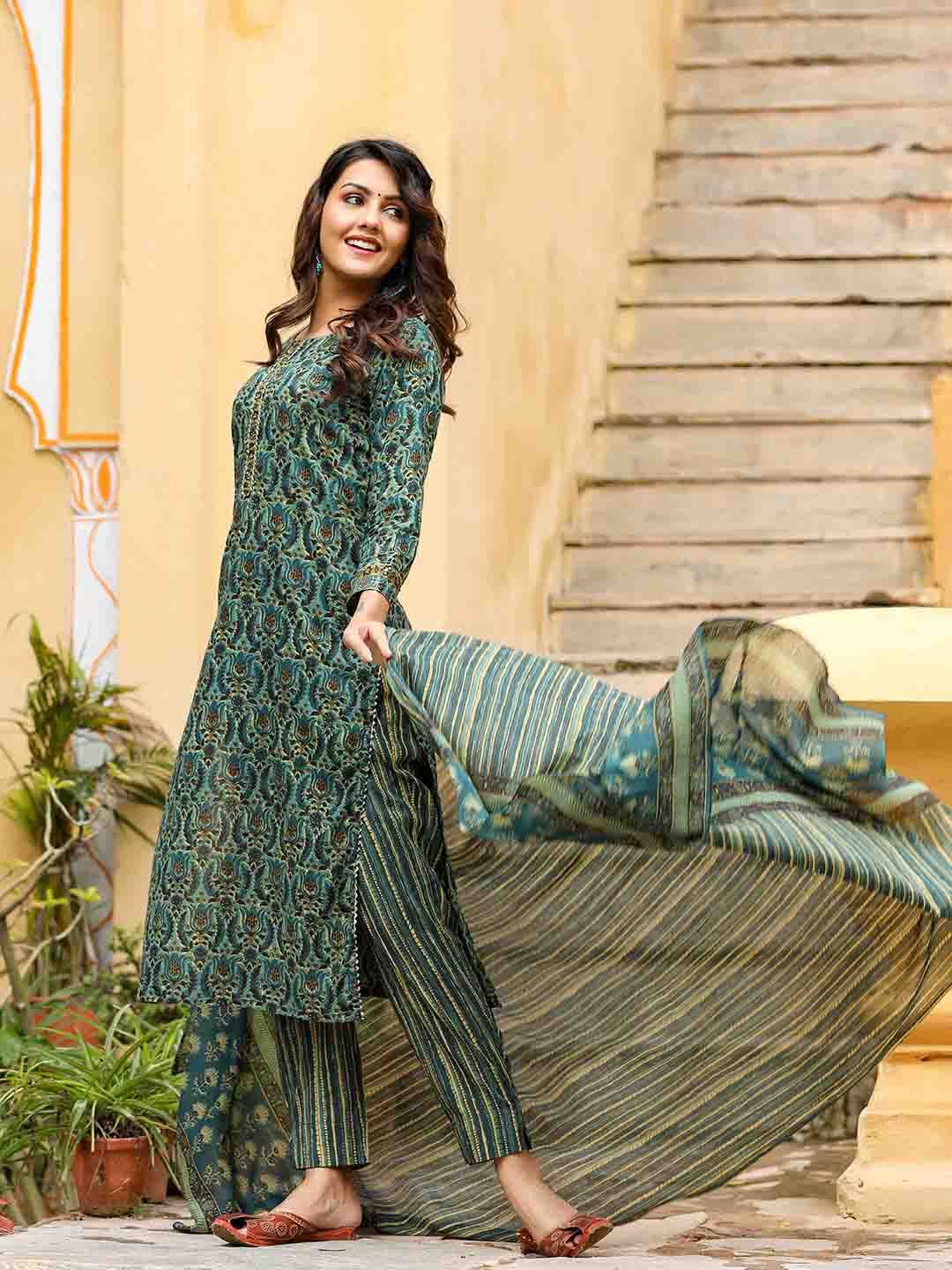 KALINI Ethnic Motifs Printed Gotta Patti Kurta & Trousers With Dupatta