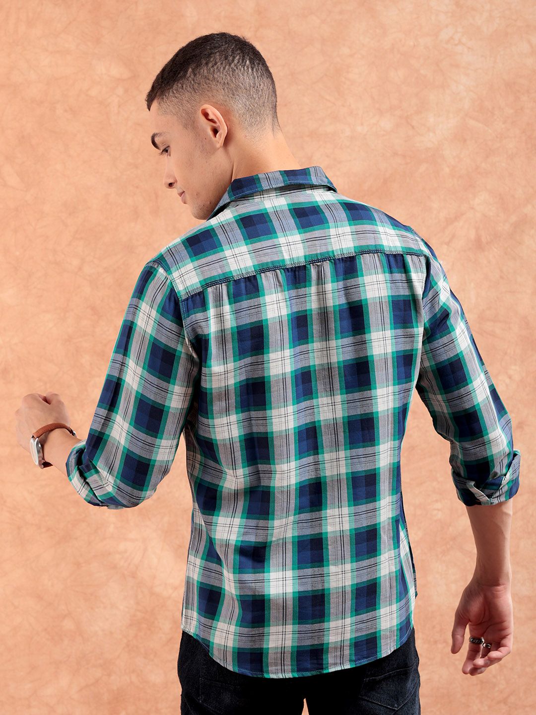 The Indian Garage Co Men Green & Navy Blue Regular Fit Checked Casual Shirt