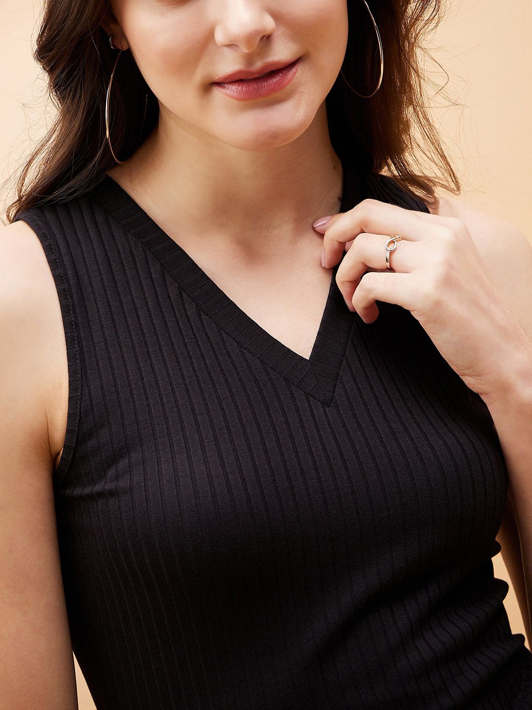 SASSAFRAS BASICS Black V Neck Cotton Sheath Dress