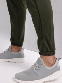 HRX by Hrithik Roshan Men Mid-Rise Rapid-Dry Training Joggers with Contrast Piping
