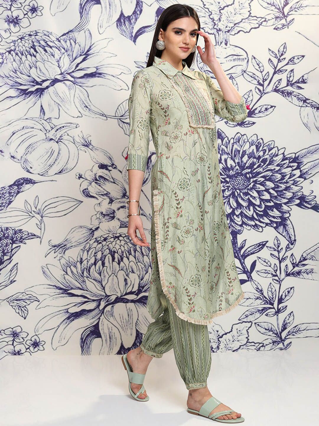 Vishudh Green & Red Floral Printed Regular Thread Work Kurta with Trousers & With Dupatta