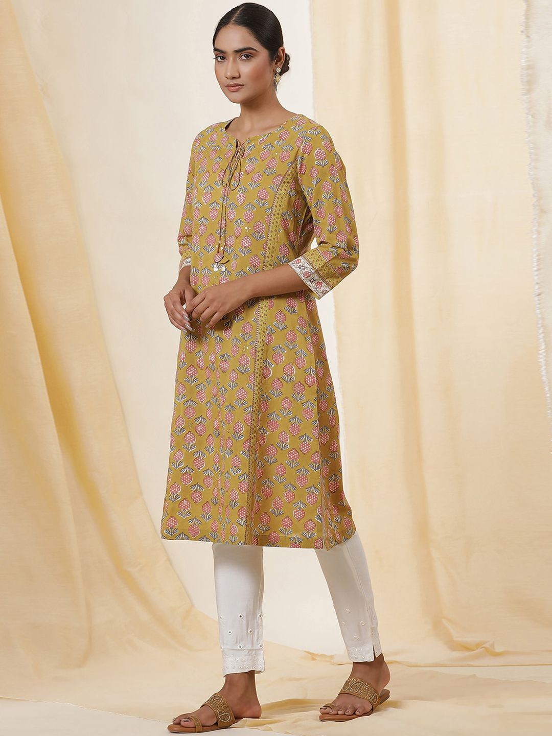 W Women Floral Printed Kurta