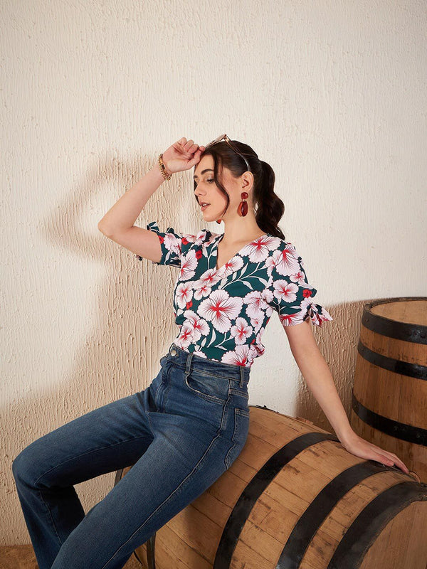 DENNISON Floral Printed V-Neck Crepe Top