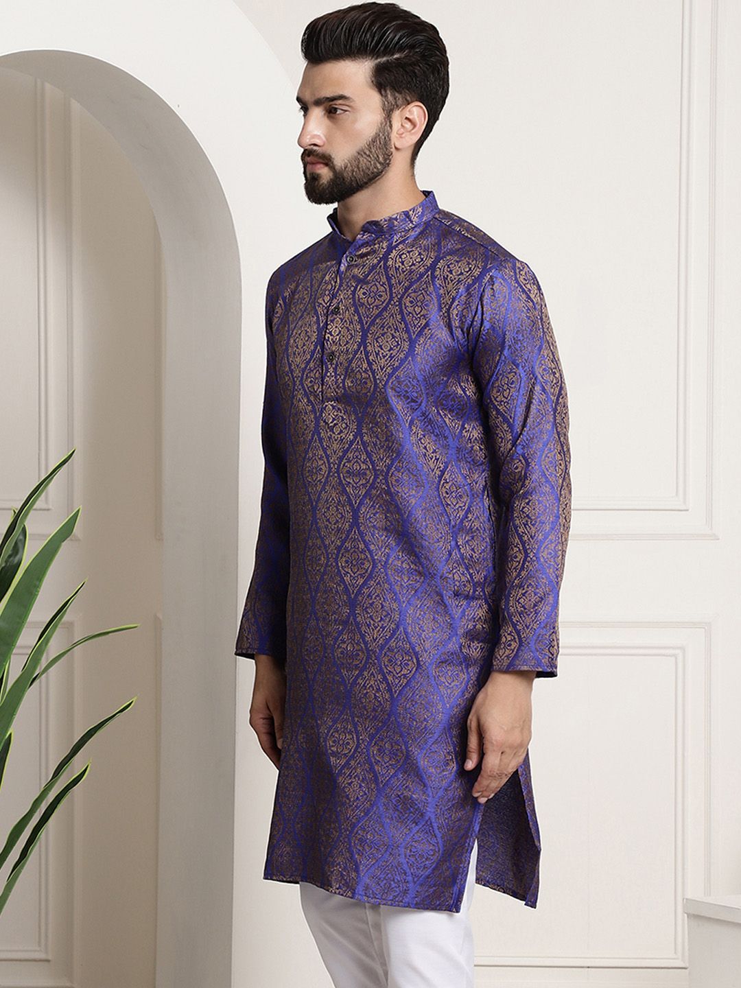 SOJANYA Kurta Jacquard Berwarna Biru & Emas Lelaki