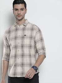 The Indian Garage Co Men Cream-Coloured & Black Shepherd Checked Casual Shirt
