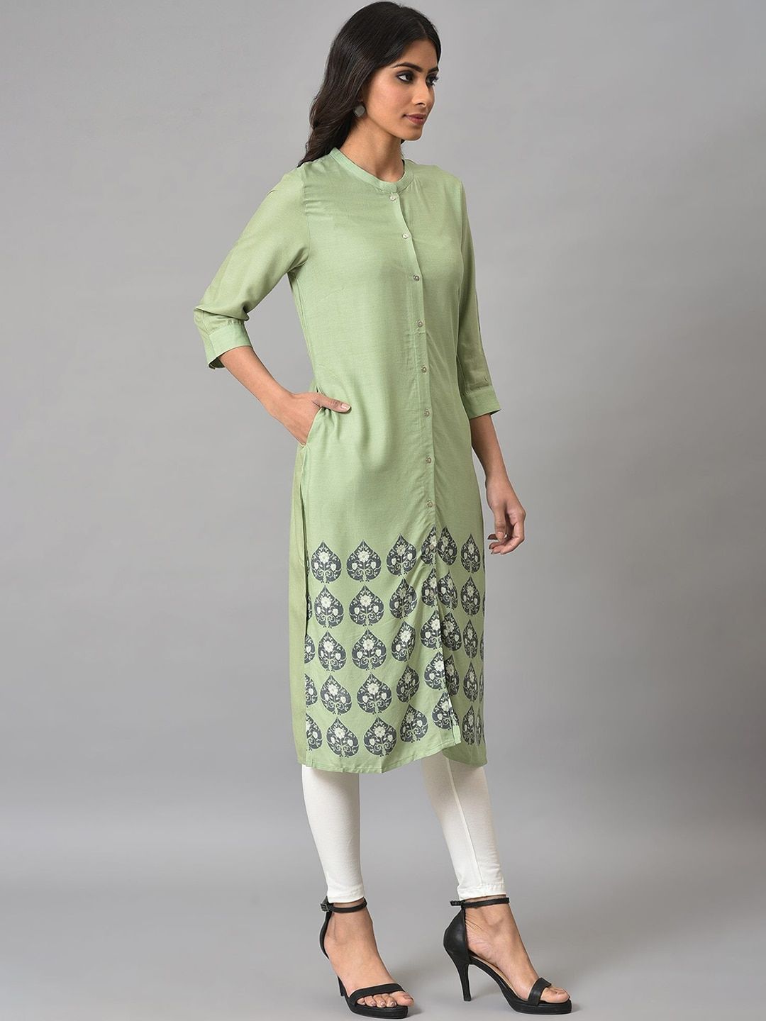 W Women Ethnic Motifs Printed Pastels Kurta