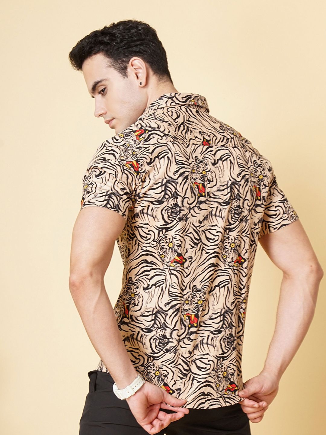 The Indian Garage Co Men Regular Fit Animal Print Resortwear Shirt