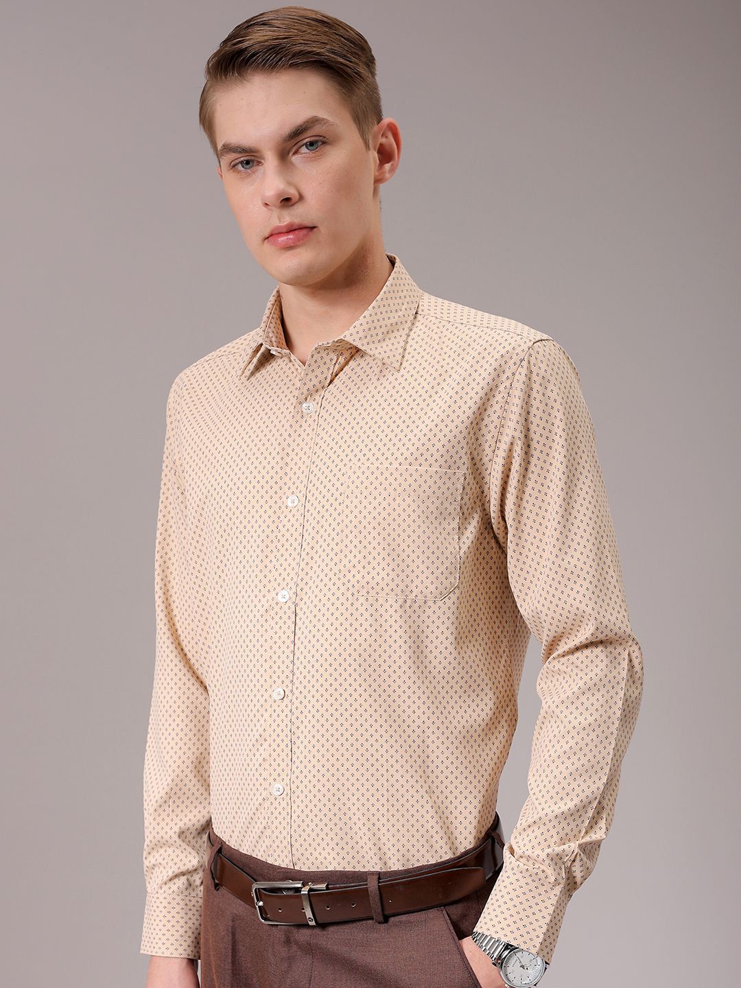 The Indian Garage Co. X Luxe Men Spread Collar Micro Ditsy Printed Slim Fit Formal Shirt