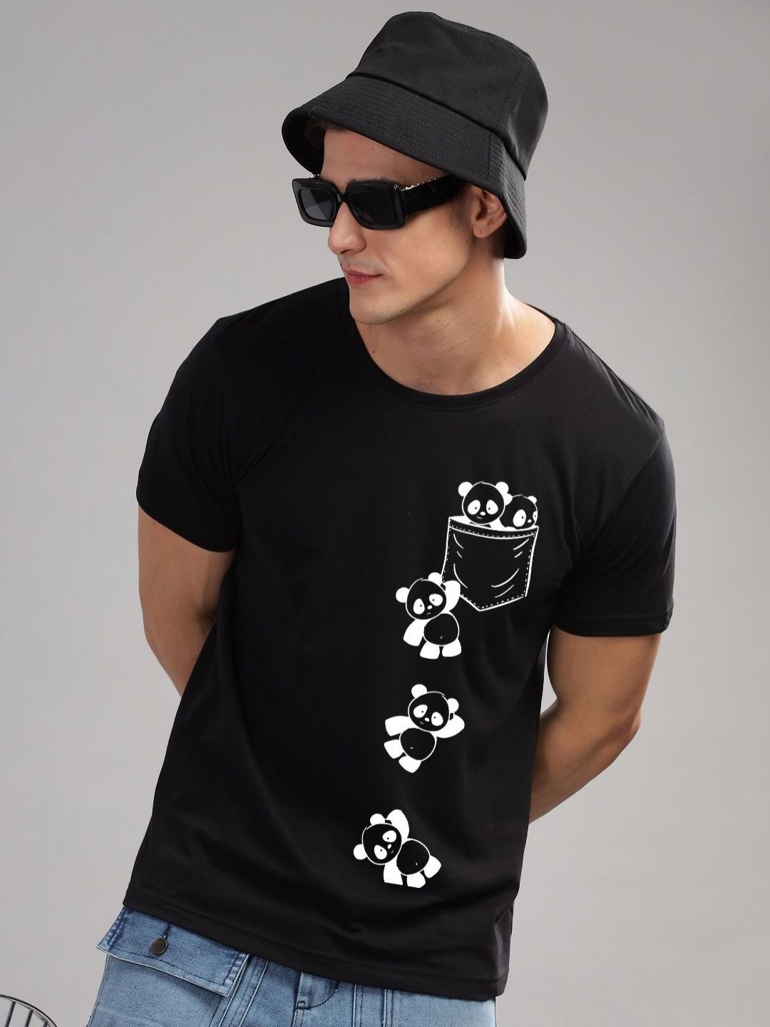 ADRO Men Printed Pockets T-shirt