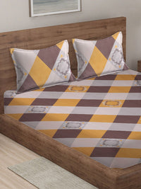 KLOTTHE Yellow Geometric Polycotton 300 TC King Halus Cadar dengan 2 Sarung Bantal-98 x 87 inci