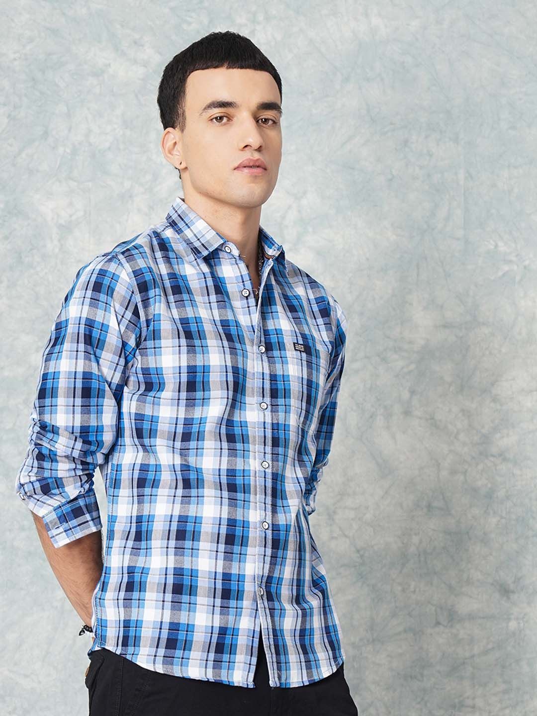 The Indian Garage Co Men Blue & White Slim Fit Checked Casual Shirt