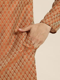 SOJANYA Men Orange & Gold-Toned Jacquard Kurta