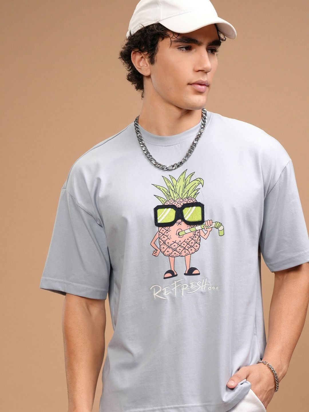 Highlander Men grafik Applique Round Neck Cotton Fit T-Shirt Santai