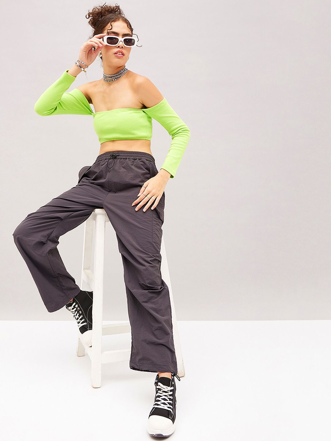 SASSAFRAS Grey Women Straight Fit Travel Features Parachute Cargos Trousers