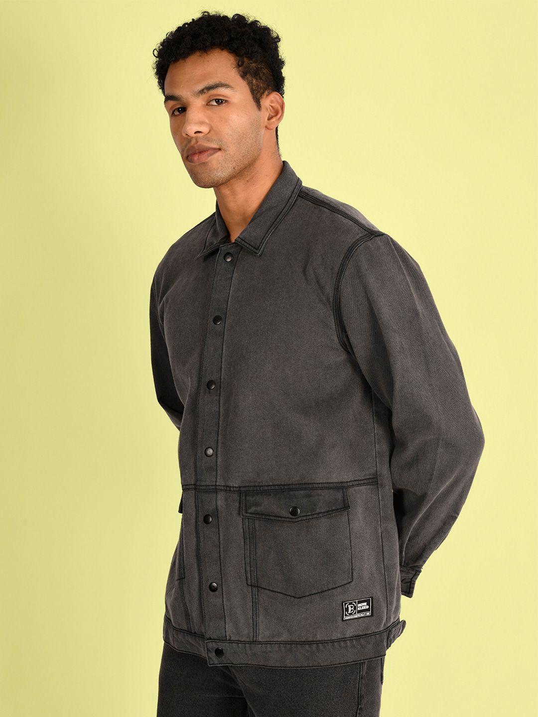 Bene Kleed Men Solid Spread Collar Washed Pure Cotton Denim Jacket
